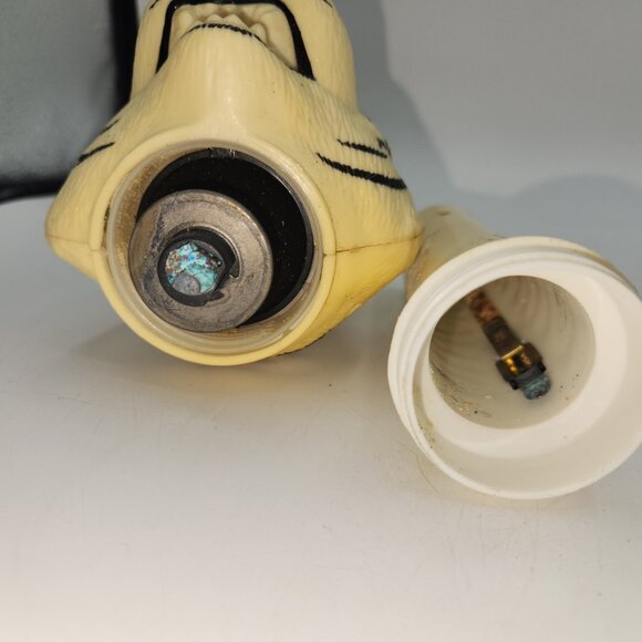 Vintage 1970s Rinco Telescoping Light Saber Flashlight Toys - Picture 4 of 5